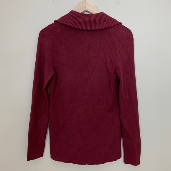 Ann Taylor Loft • Scoop Neck Burgundy Sweater - Picture 2 of 3